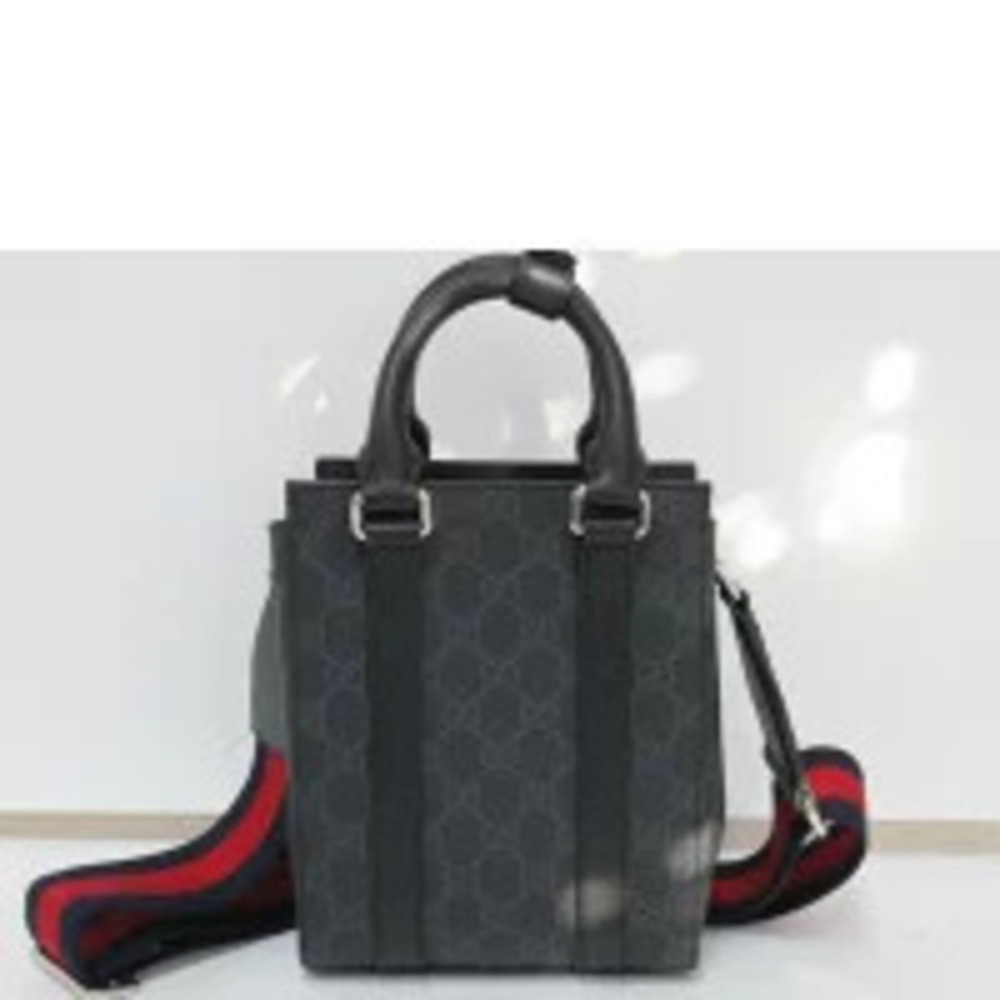 Gucci GG Supreme bag